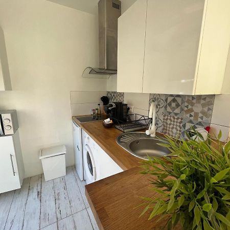Studio Proche De La Plage De L'Almanarre Єр Екстер'єр фото