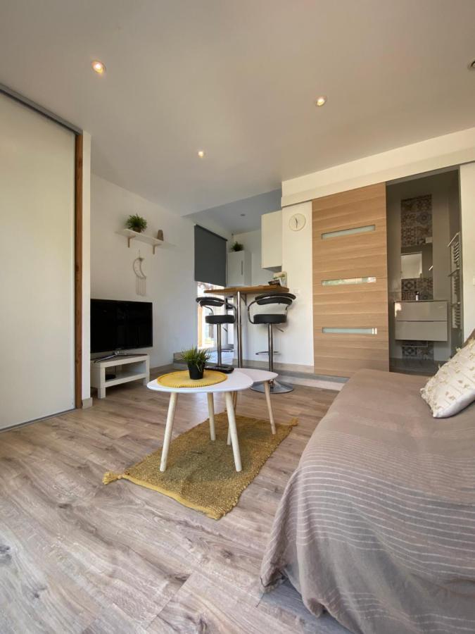 Studio Proche De La Plage De L'Almanarre Єр Екстер'єр фото